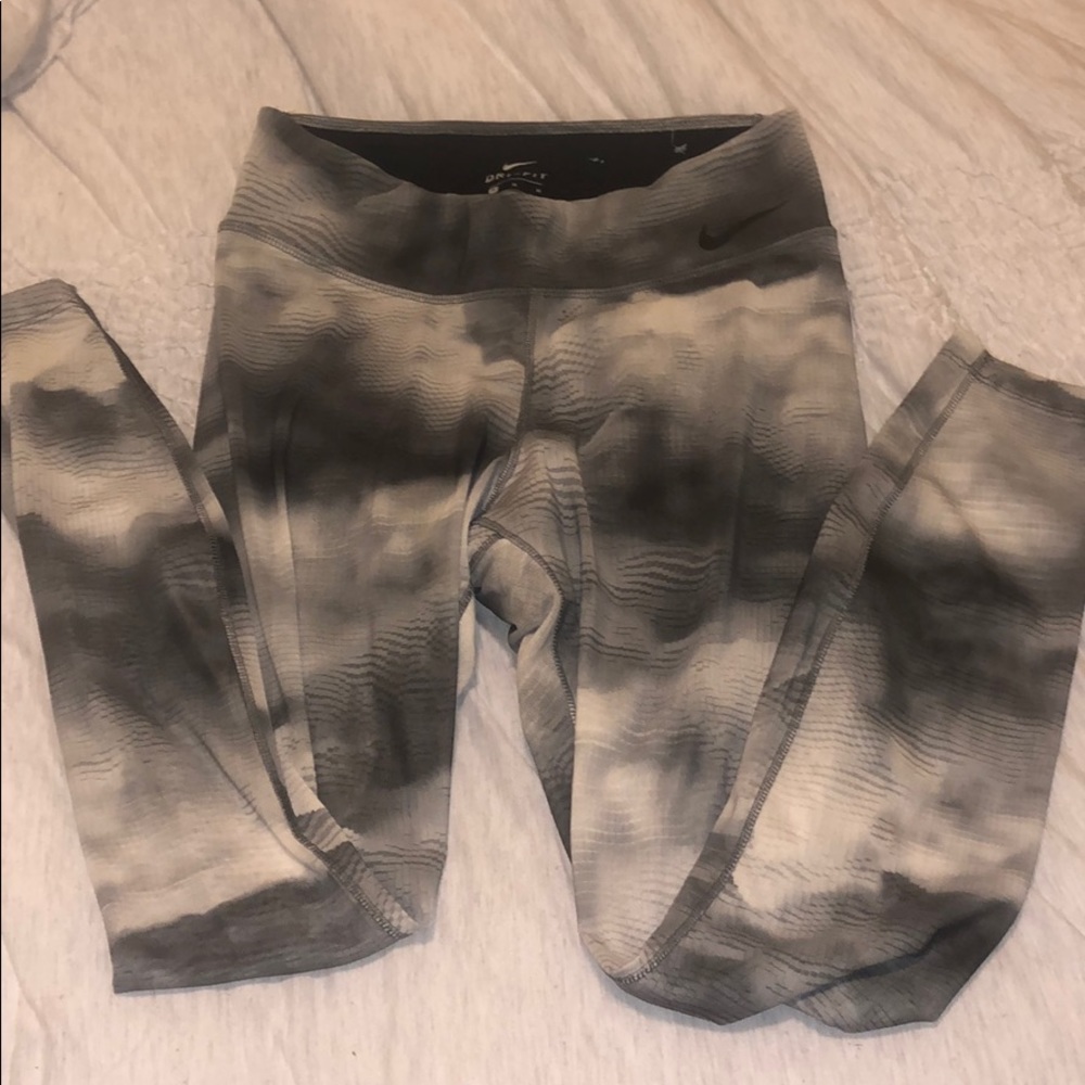 Nike workout leggings